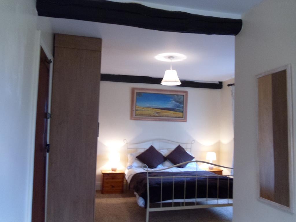 קרנפורת' Tithe Barn Bed And Breakfast מראה חיצוני תמונה