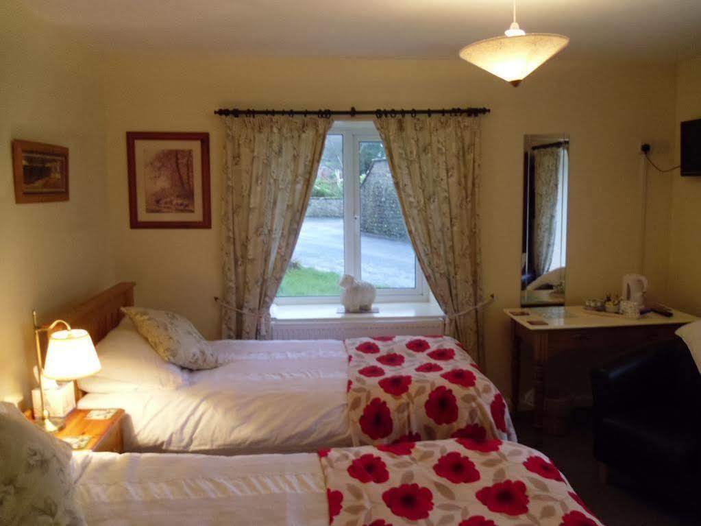 קרנפורת' Tithe Barn Bed And Breakfast מראה חיצוני תמונה