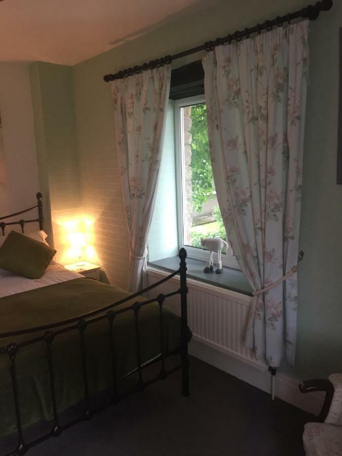 קרנפורת' Tithe Barn Bed And Breakfast מראה חיצוני תמונה